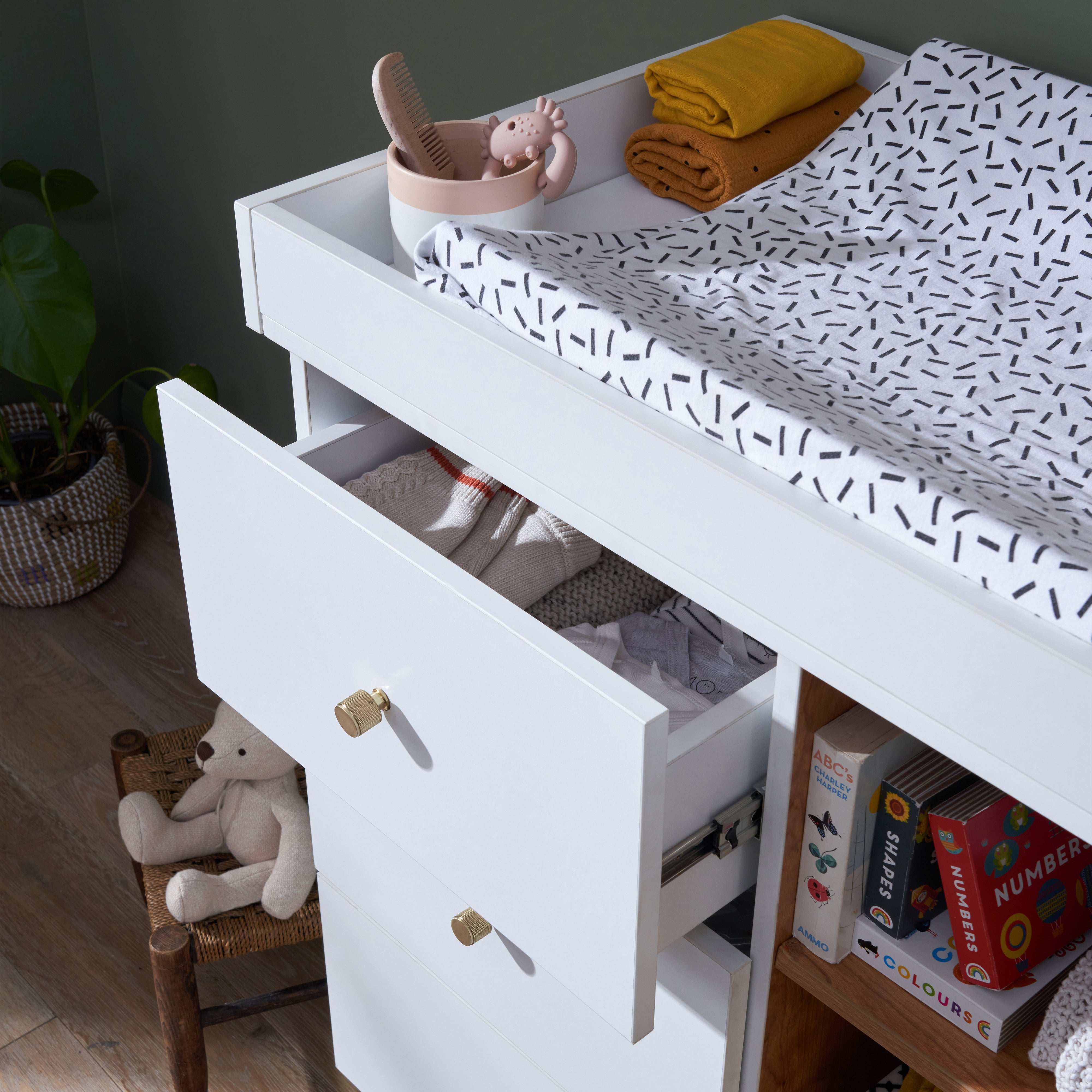 Tutti bambini changing table sale